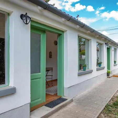 Dobo13 Homestay Balatonboglar